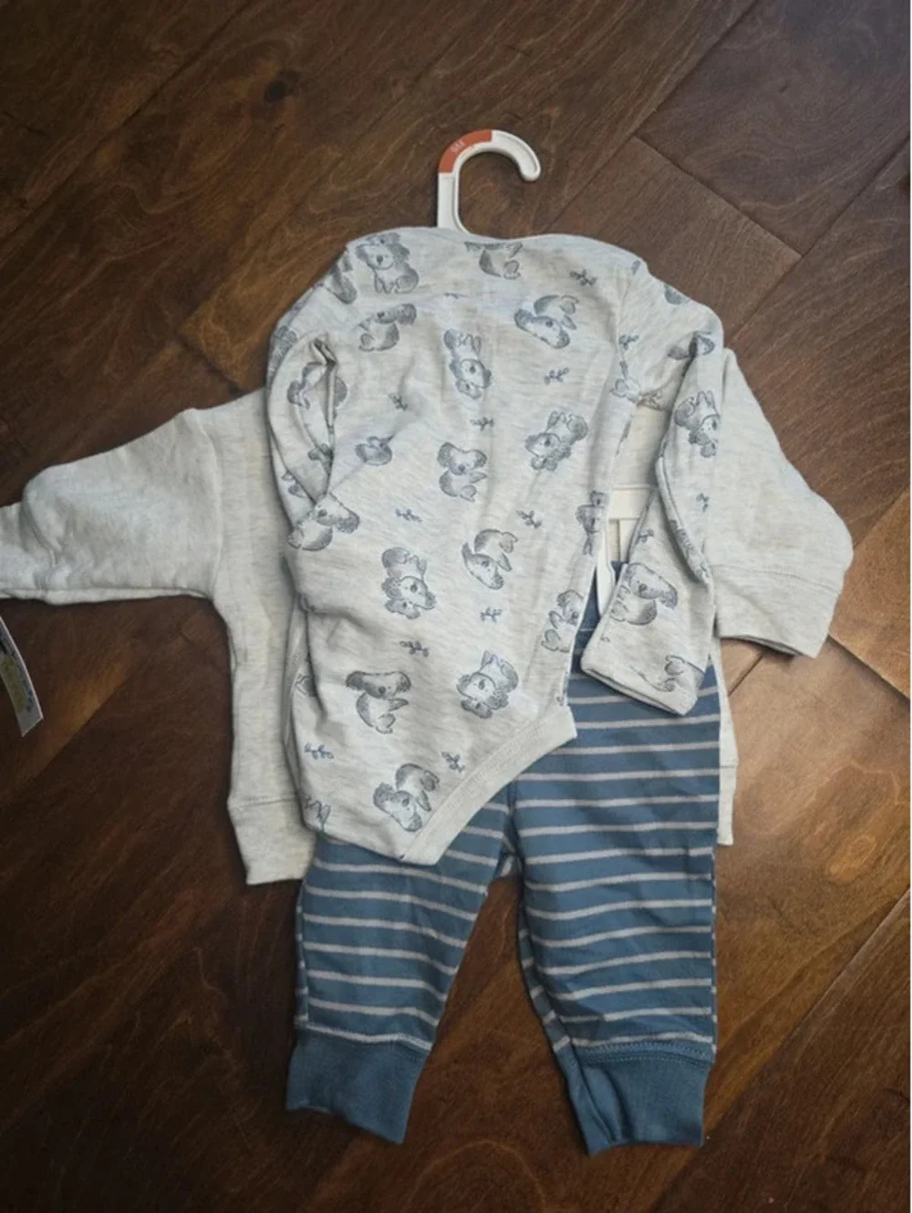 Carters brand new
